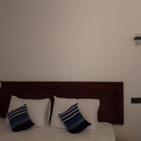 Sun Sea Guest Home Tangalle Exterior foto